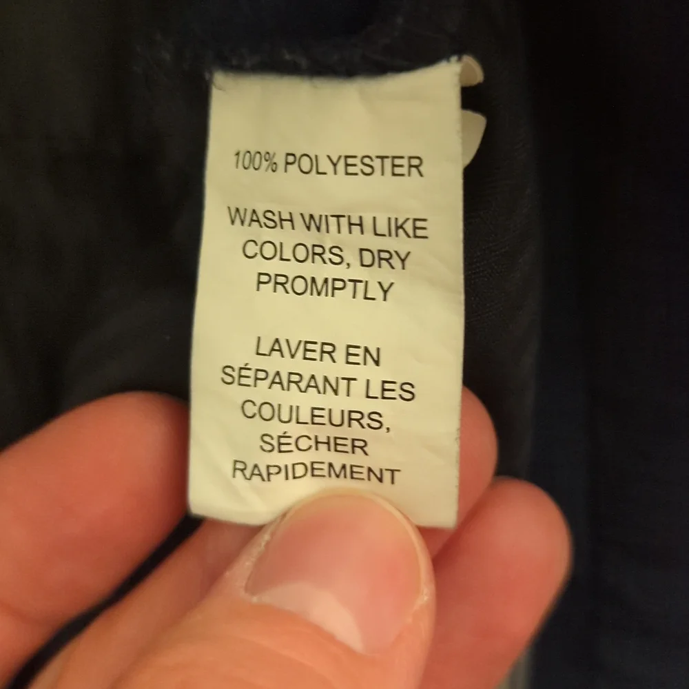 Van Heusen 33x32 classic fit dress slacks - Picture 3 of 6